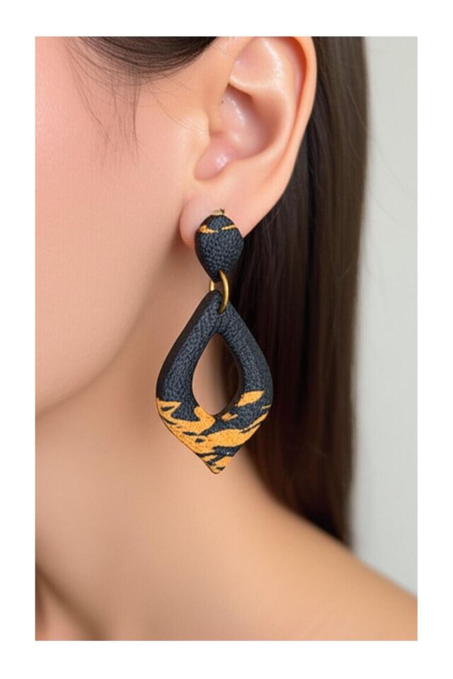 Özel Tasarım Simli Siyah Polimer Kil Üzeri Amber Sarı Detay Damla Küpe