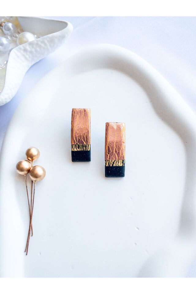 Özel Tasarım Siyah Polimer Kil Üzeri Altın ve Bronz Varak Detay Geometrik Küpe