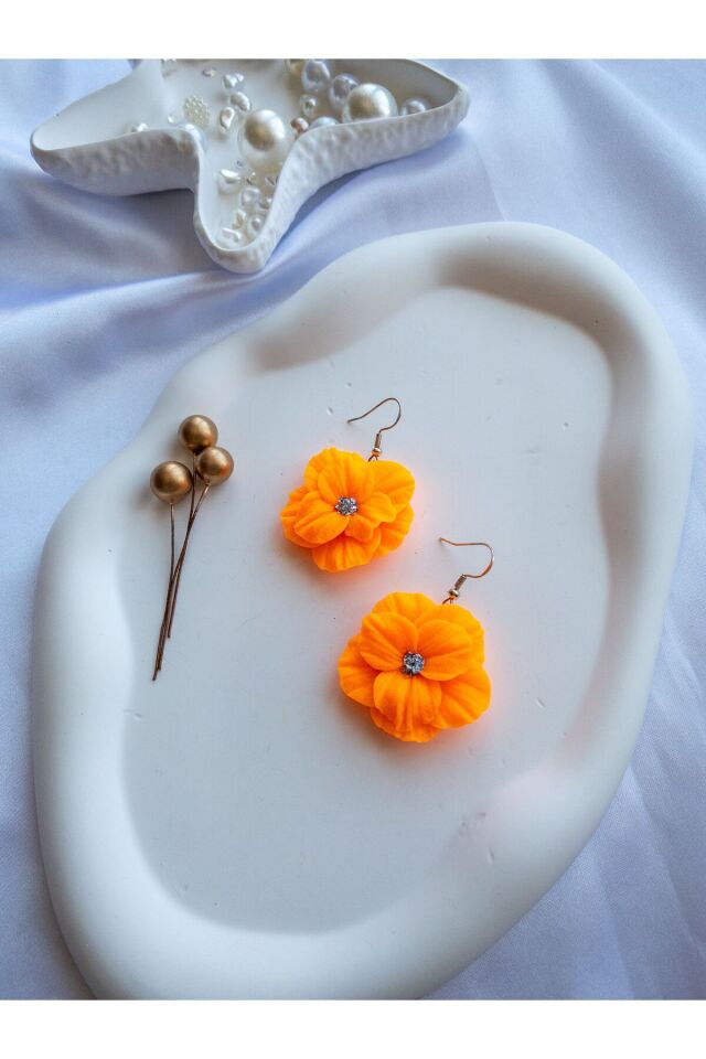 Özel Tasarım Neon Turuncu Polimer Kil Sallantılı Çiçek Küpe