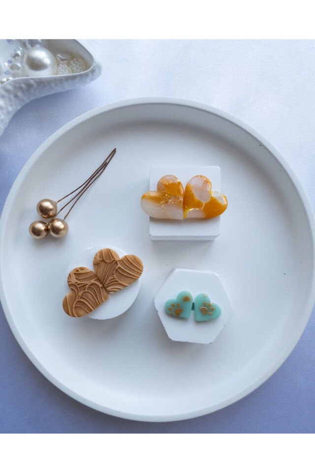 Özel Tasarım Renkli Sim Detay Polimer Kil Kalp ve Pati Küpe Seti