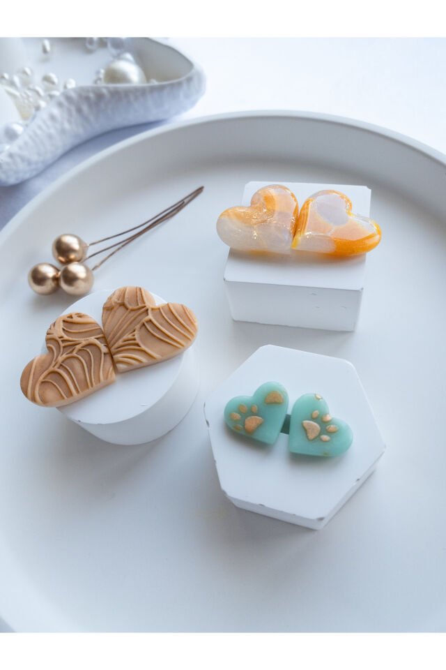 Özel Tasarım Renkli Sim Detay Polimer Kil Kalp ve Pati Küpe Seti