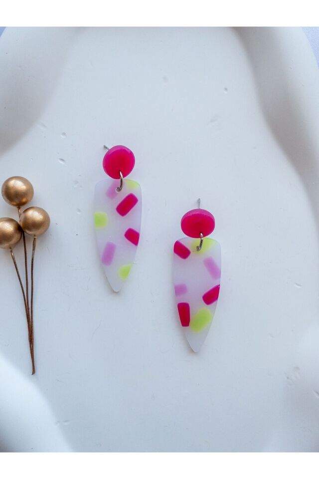 Özel Tasarım Transparan Polimer Kil Üzeri Pembe ve Yeşil Geometrik Şekil Küpe