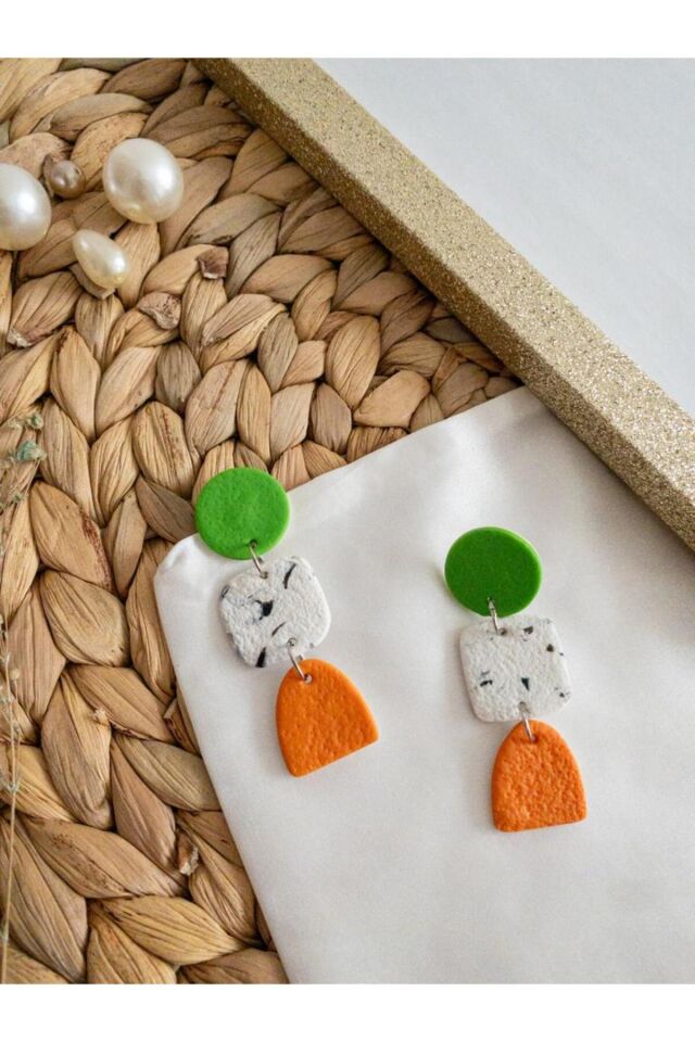 Özel Tasarım Renkli Polimer Kil Yeşil ve Turuncu Geometrik Küpe