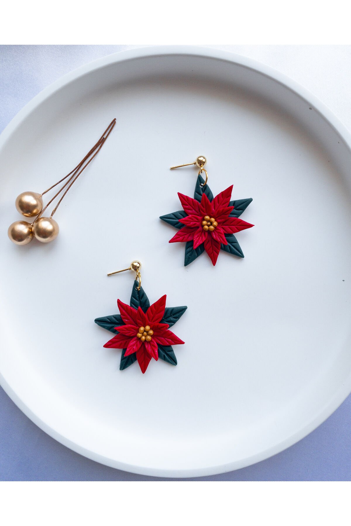 Özel Tasarım Renkli Polimer Kil Kırmızı Çiçek Detay Küpe