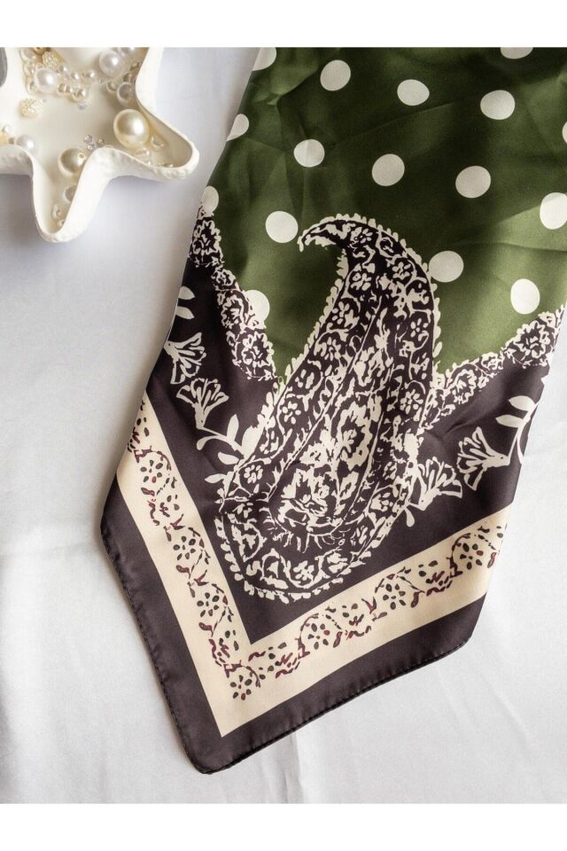 BeuBella Puantiyeli Paisley Desenli Saten Fular – 55x55 cm – Boyun, Saç, Çanta Aksesuarı