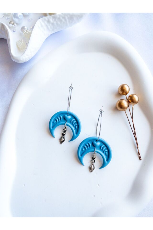 Özel Tasarım Mavi Polimer Kil Ay Şekilli Küpe