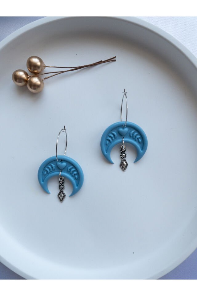 Özel Tasarım Mavi Polimer Kil Ay Şekilli Küpe