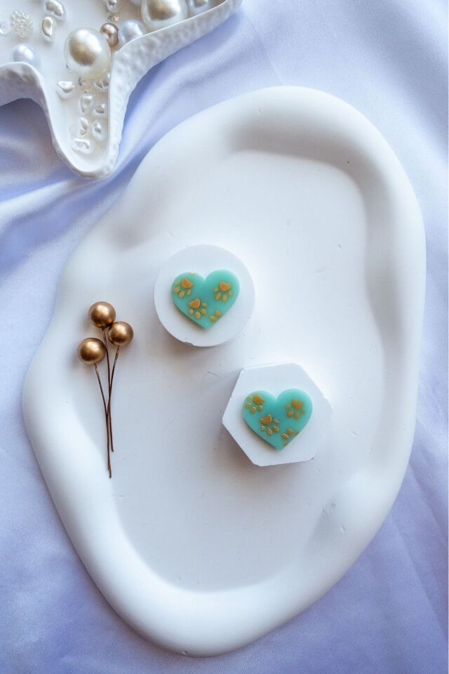 Özel Tasarım Şeffaf Turkuaz Kil Üzeri Gold Pati Küpe