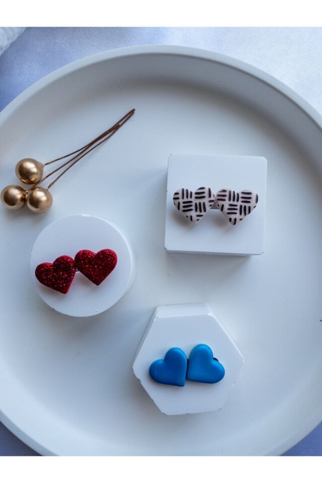 Özel Tasarım Parlak Mavi Kırmızı Ekose Polimer Kil Mini Kalp Küpe Seti