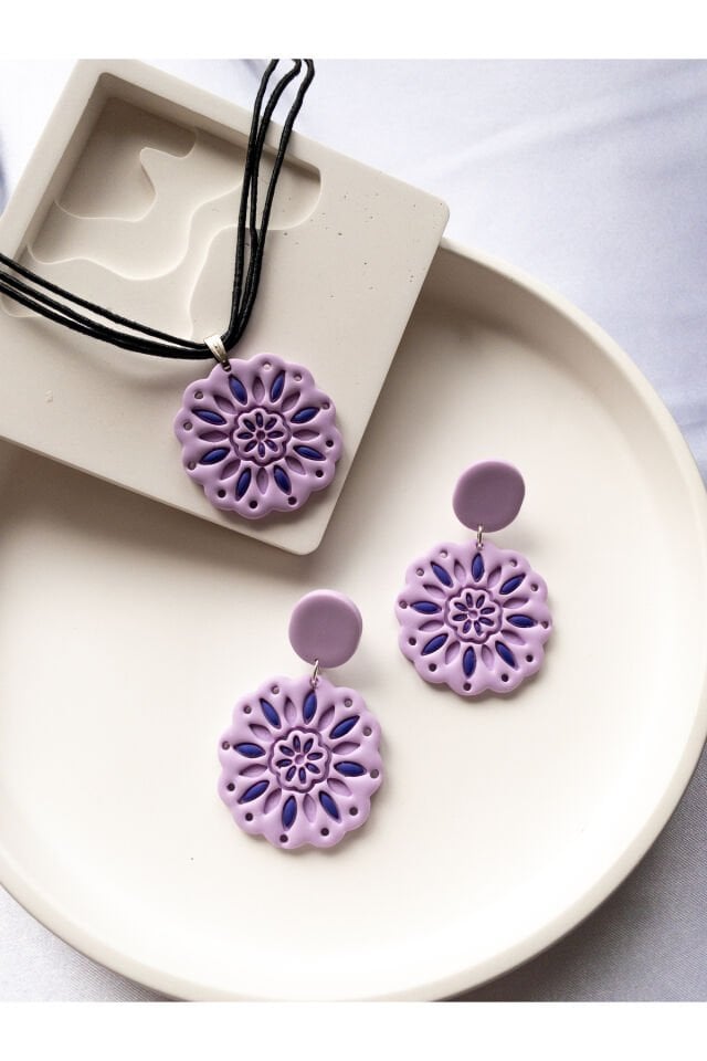 Özel Tasarım Mor Polimer Kil Çiçek Desen Kolye ve Küpe Seti
