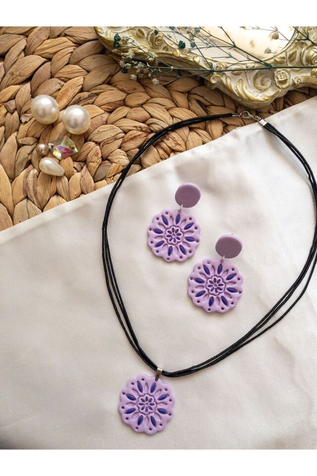 Özel Tasarım Mor Polimer Kil Çiçek Desen Kolye ve Küpe Seti