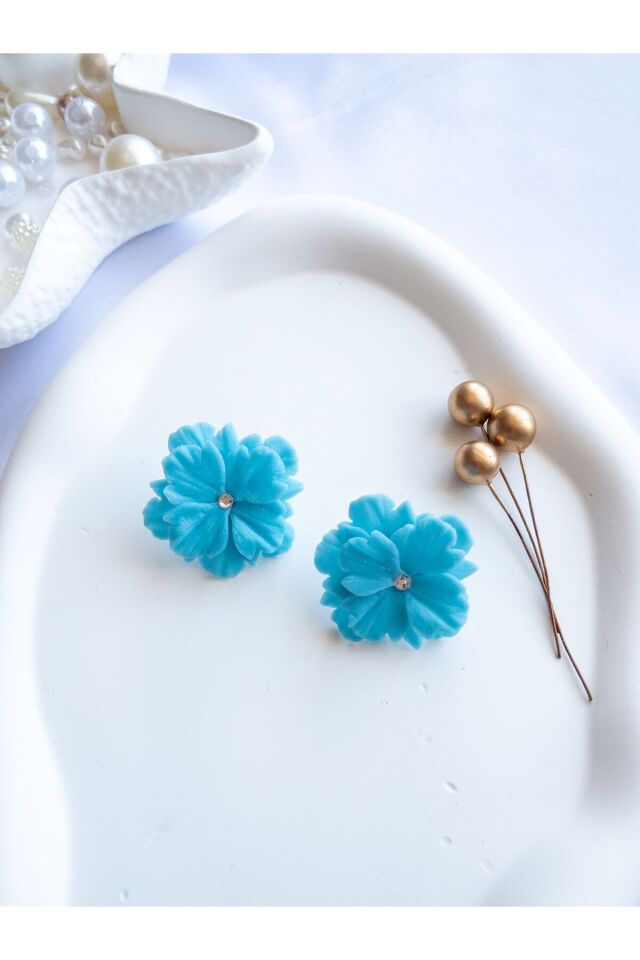 Özel Tasarım Açık Mavi Polimer Kil Çiçek Küpe