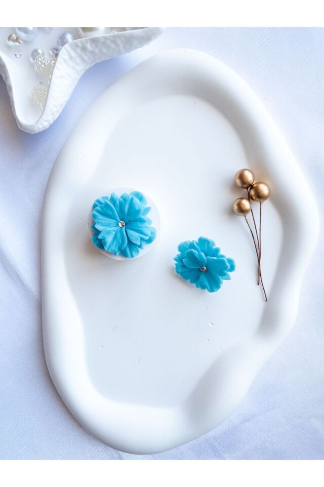 Özel Tasarım Açık Mavi Polimer Kil Çiçek Küpe