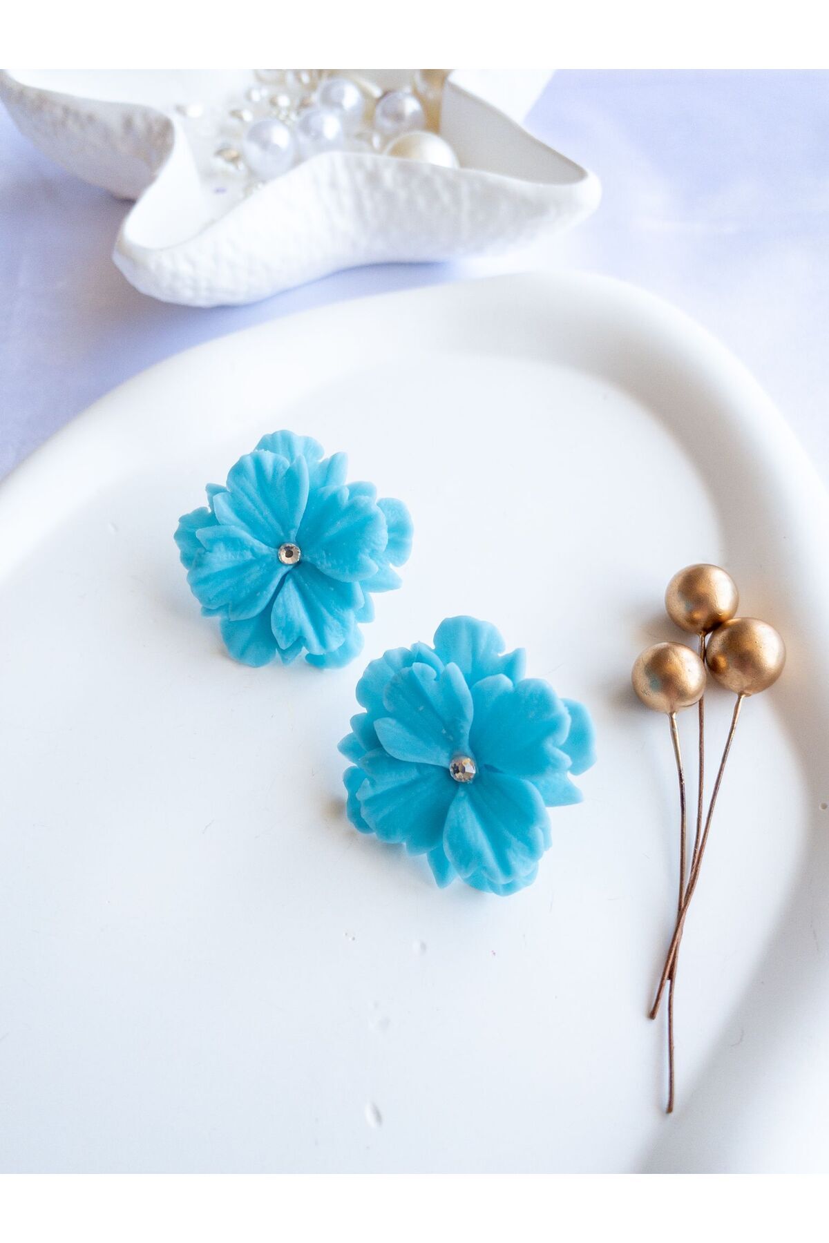 Özel Tasarım Açık Mavi Polimer Kil Çiçek Küpe