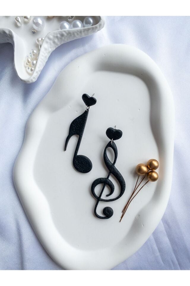 Özel Tasarım Siyah Polimer Kil Sol Anahtarı ve Nota Küpe