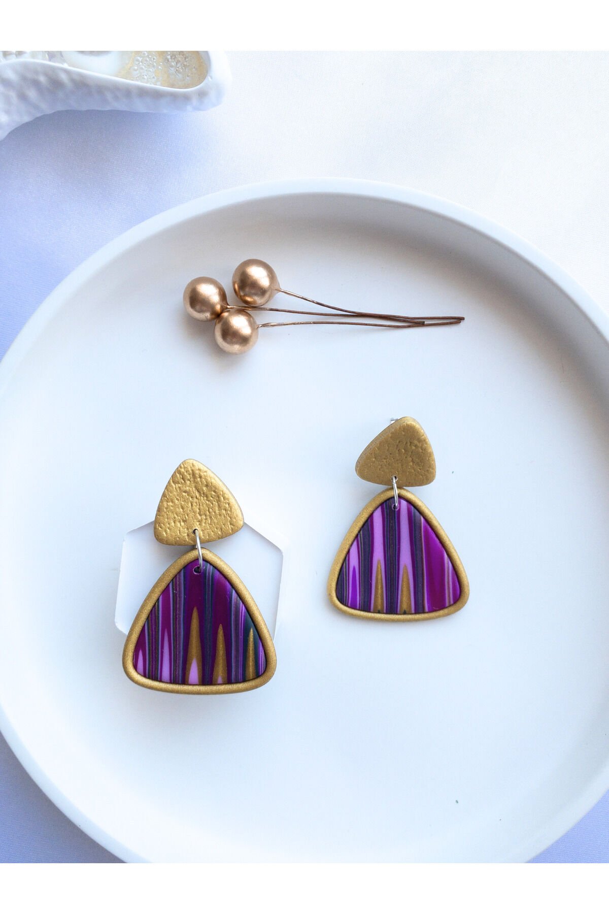 Özel Tasarım Renkli Polimer Kil Üzeri Dore Detay Geometrik Küpe