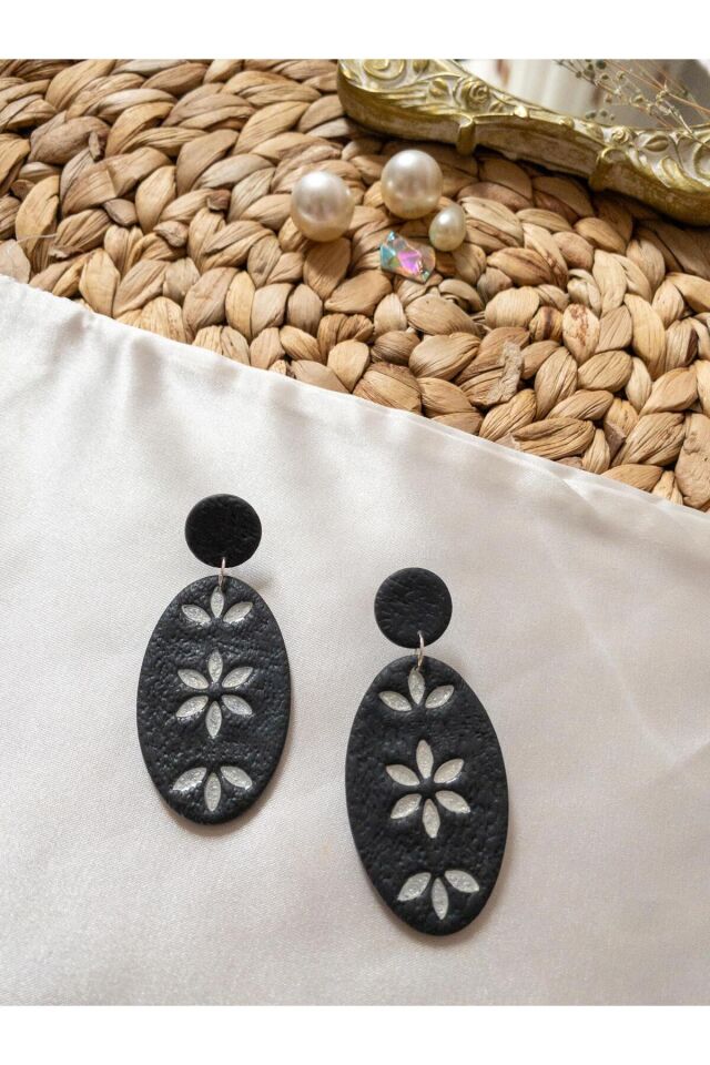 Özel Tasarım Antrasit Polimer Kil Üzeri İnci Beyazı Detay Küpe